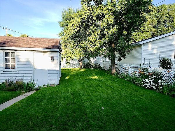 Lethbridge 2 bedrooms Main Floor for rent. Property photo: 436109-2