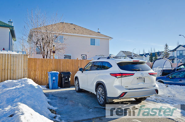 Calgary 3 bedrooms Duplex for rent. Property photo: 437186-2