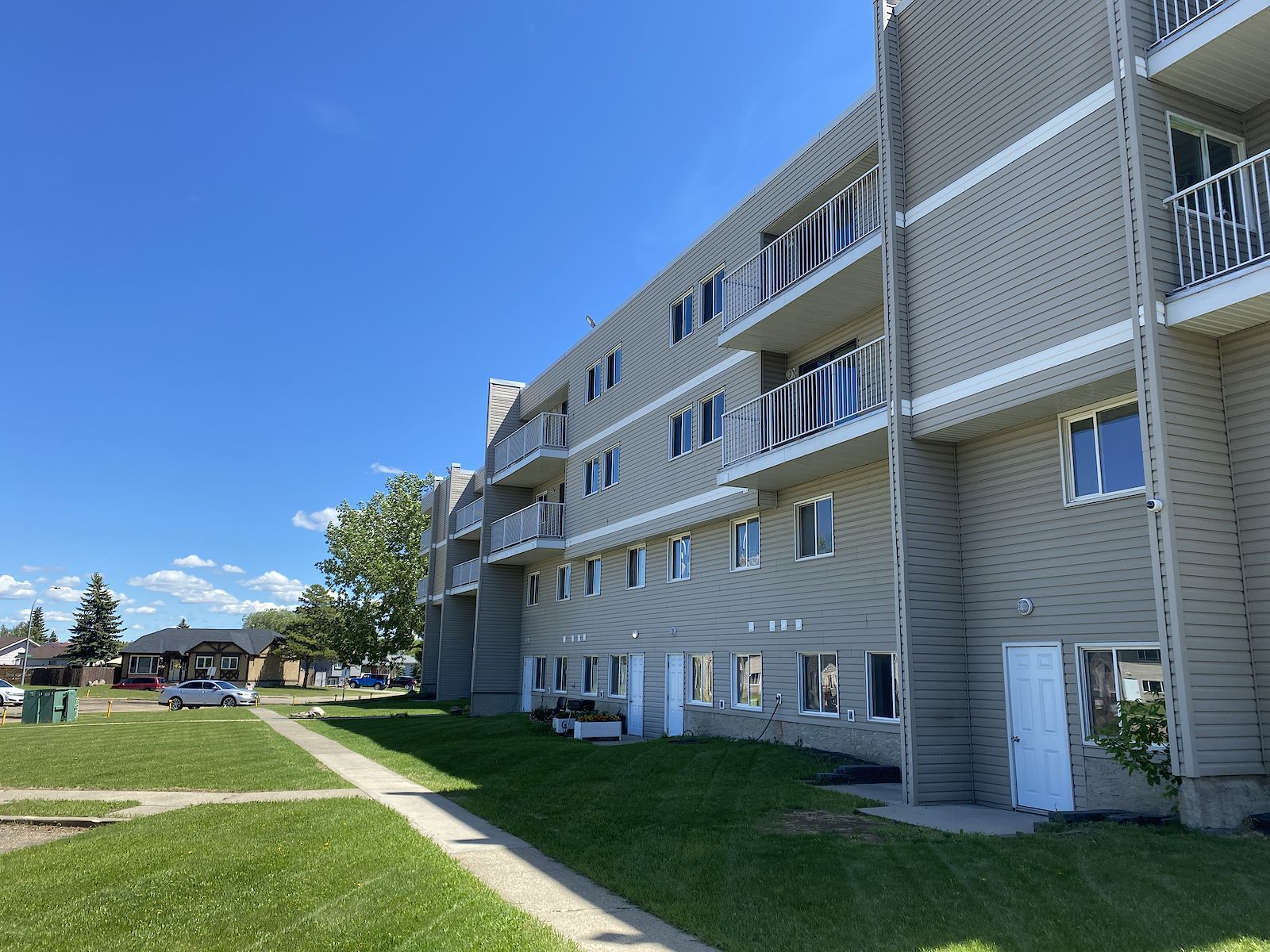 Edmonton 1 bedrooms Apartment for rent. Property photo: 438264-1