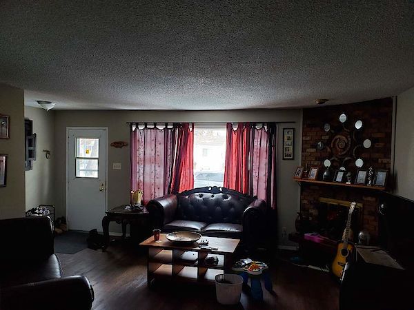 Edmonton 5 + Den bedrooms Duplex for rent. Property photo: 438554-2