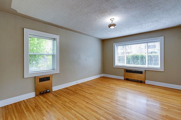Calgary 1 bedroom Condo Unit for rent. Property photo: 439412-2