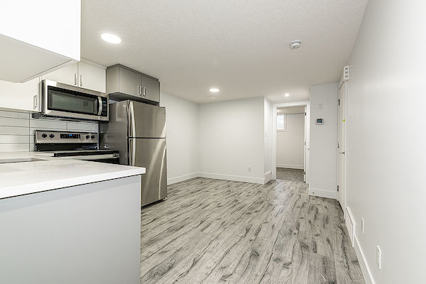 Edmonton 2 bedrooms Basement for rent. Property photo: 440189-3