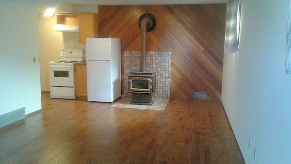 Cochrane 1 bedroom Basement for rent. Property photo: 440207-2