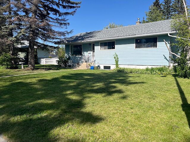 Calgary 5 bedrooms House for rent. Property photo: 440570-1