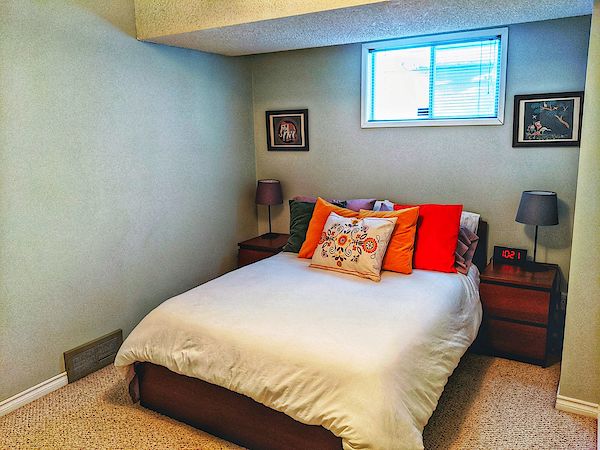 Calgary 2 bedrooms Basement for rent. Property photo: 440666-3