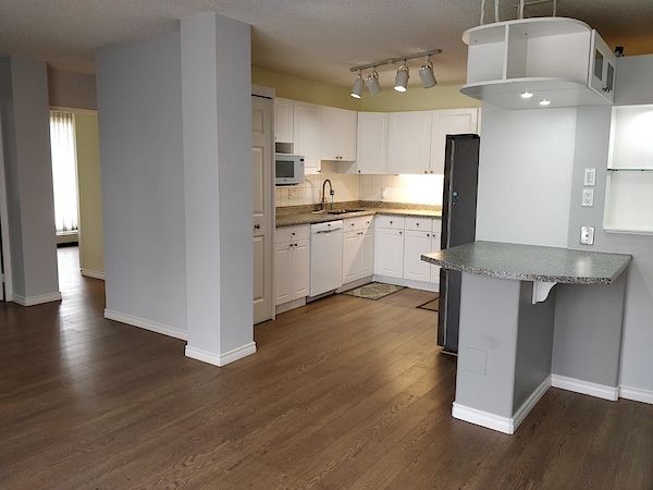 Edmonton 2 bedrooms Apartment for rent. Property photo: 445824-3