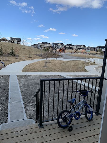 Calgary 3 bedrooms Townhouse for rent. Property photo: 446883-2