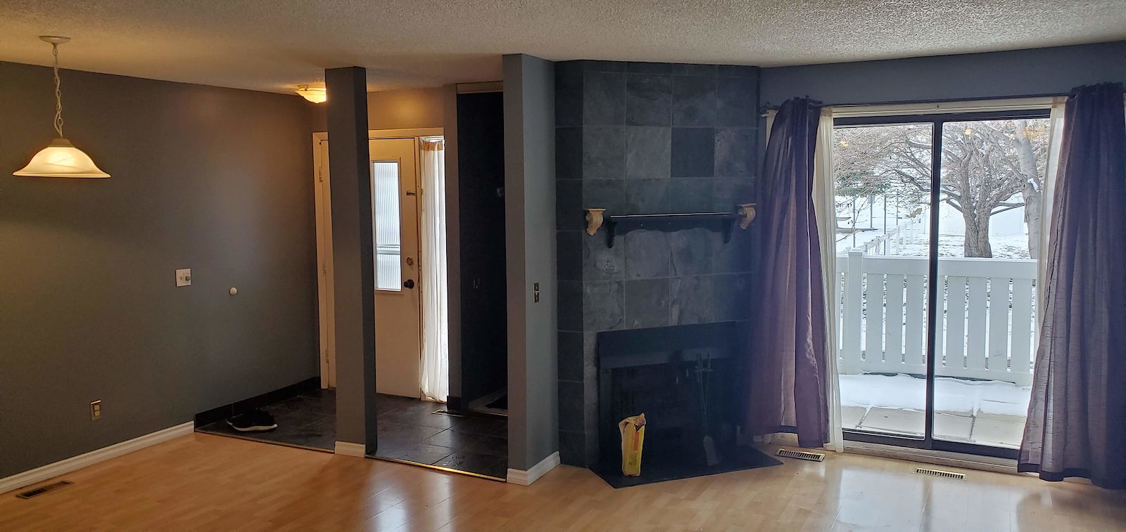 Calgary 2 bedrooms Townhouse for rent. Property photo: 44721-1