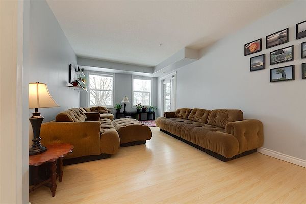 Edmonton 2 bedrooms Condo Unit for rent. Property photo: 448236-3