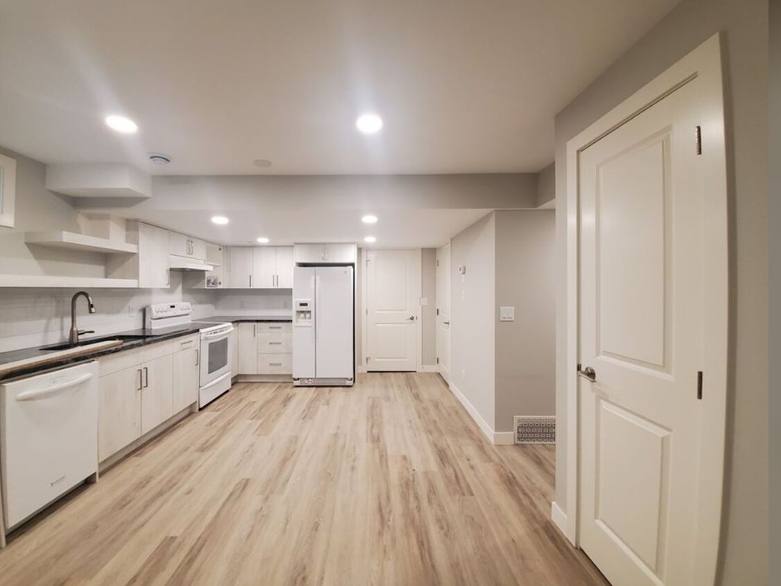 Calgary 2 bedrooms Basement for rent. Property photo: 448391-1