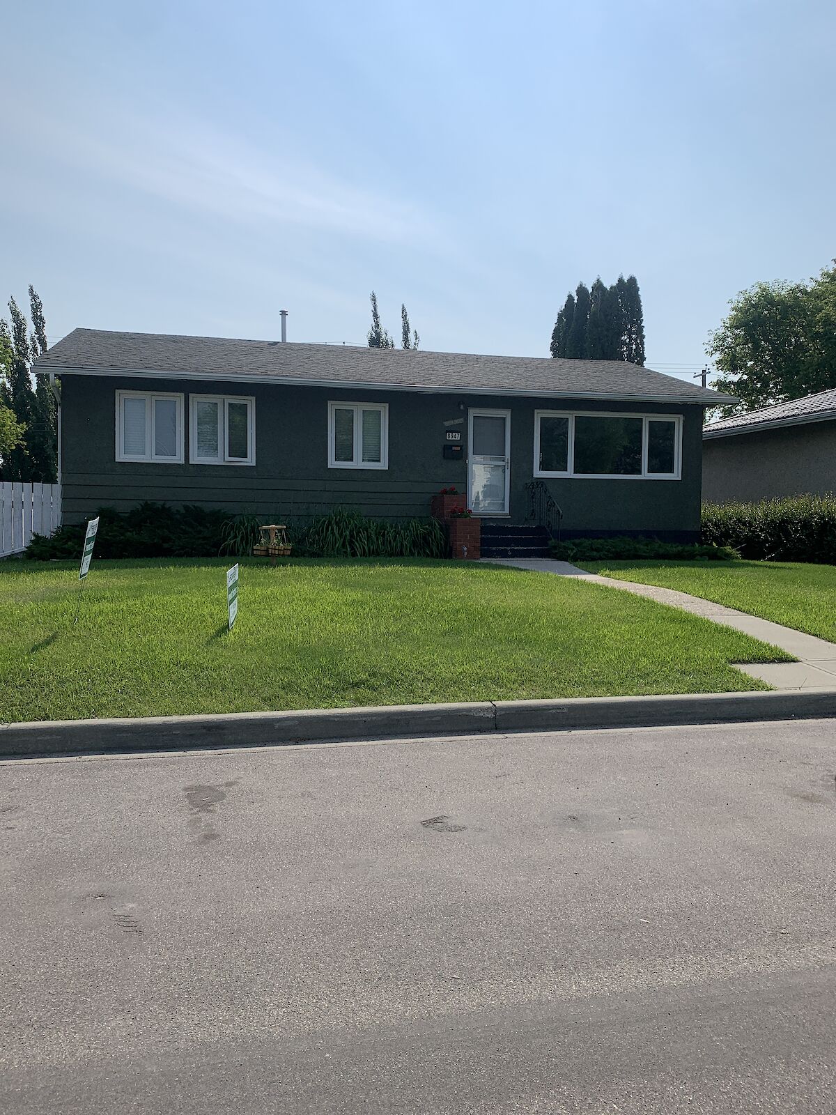 Edmonton 2 bedrooms Basement for rent. Property photo: 448756-1