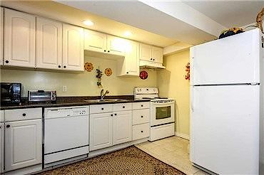 Toronto 2 bedrooms Basement for rent. Property photo: 449290-3