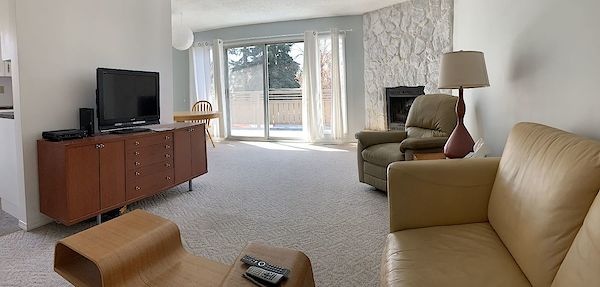 Calgary 2 bedrooms Main Floor for rent. Property photo: 450250-2