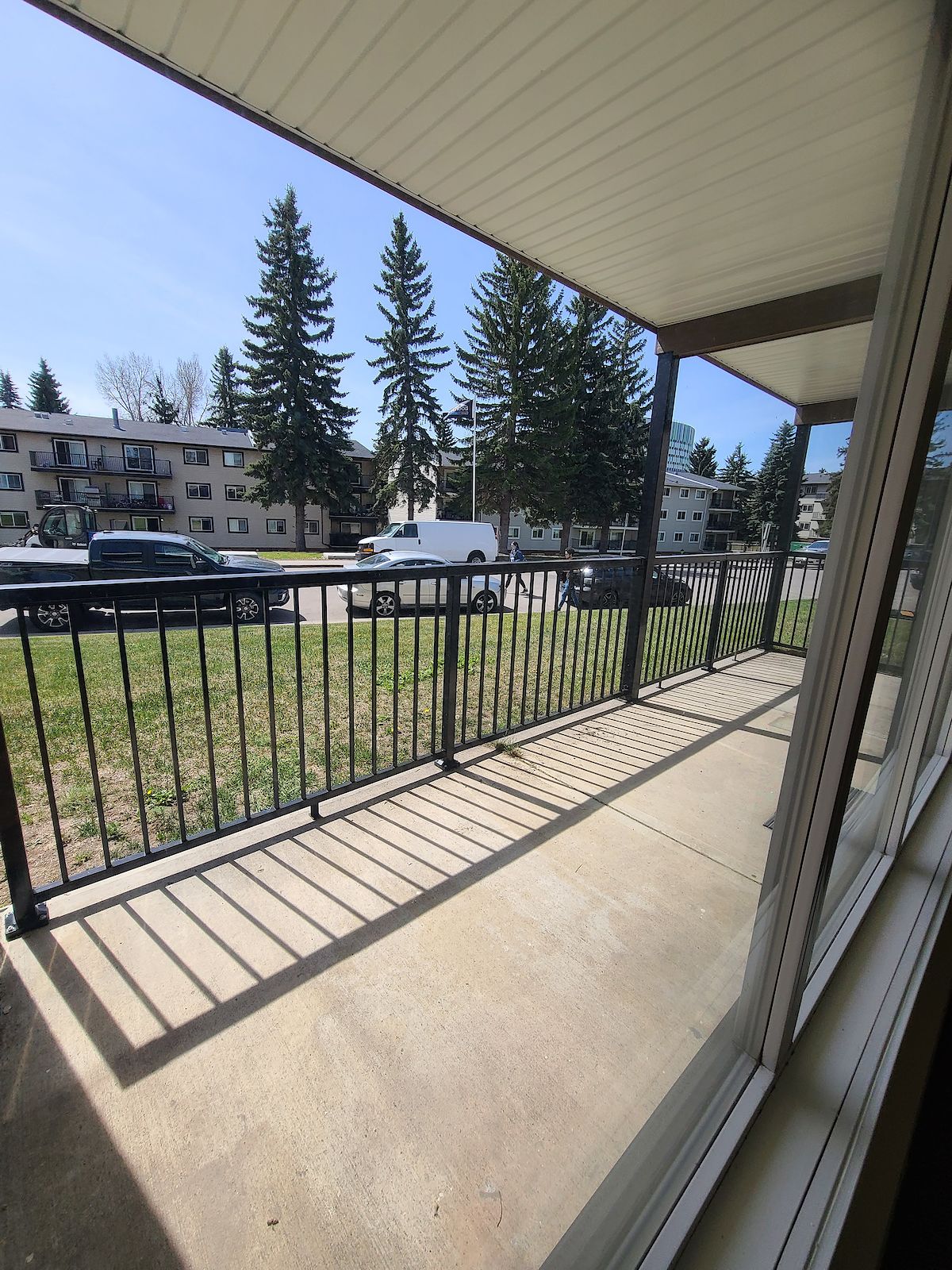 Calgary Apartment For Rent | University Heights | Walk to University ...