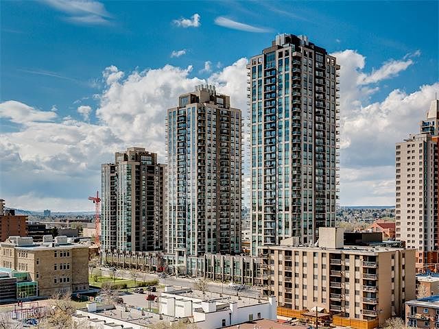 Building+View Calgary 2 bedrooms Condo Unit for rent. Property photo: 452036-1
