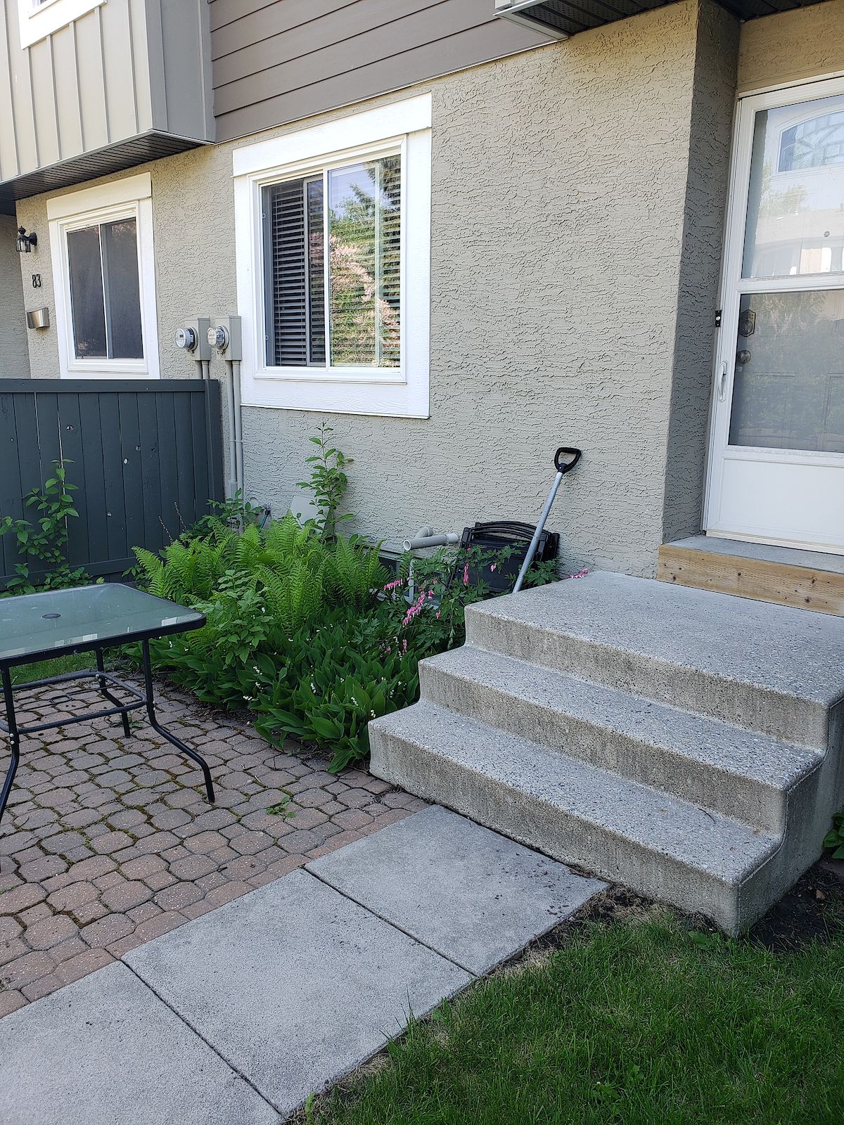 Calgary 3 bedrooms Townhouse for rent. Property photo: 453483-1