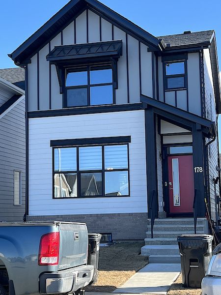 Calgary 3 bedrooms House for rent. Property photo: 454657-2