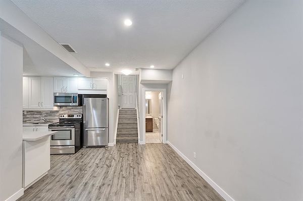 Calgary 2 bedrooms Basement for rent. Property photo: 457413-2