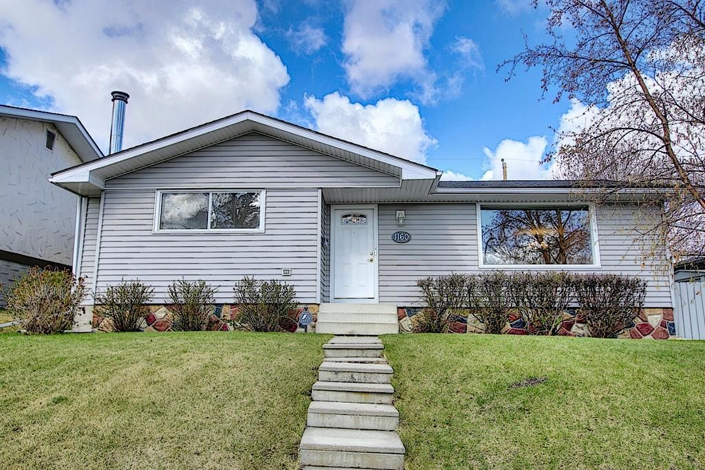 Calgary 2 bedrooms Basement for rent. Property photo: 458099-1