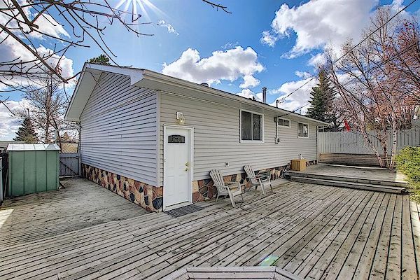 Calgary 2 bedrooms Basement for rent. Property photo: 458099-2