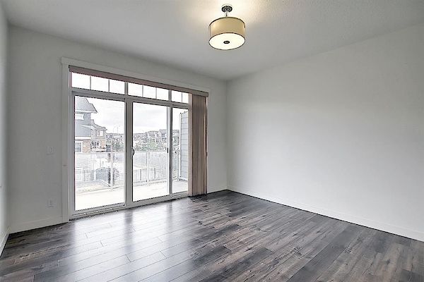 Calgary 2 bedrooms Townhouse for rent. Property photo: 458202-2