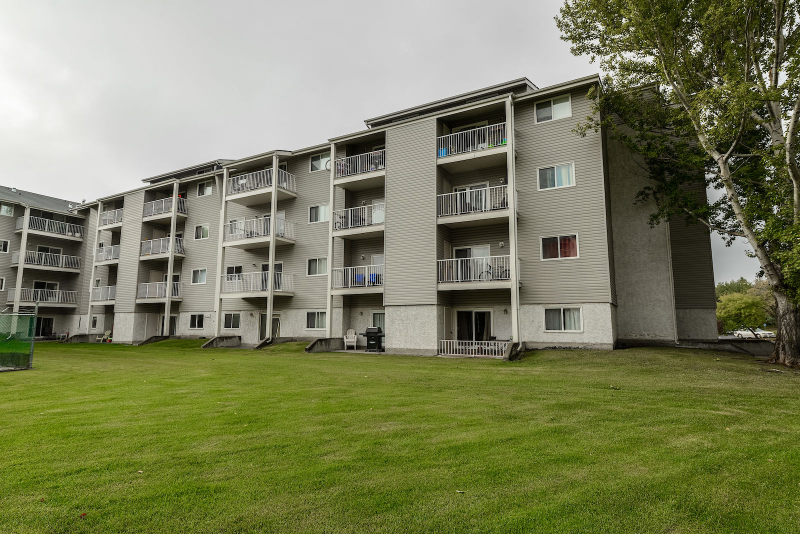 Edmonton 1 bedrooms Apartment for rent. Property photo: 460680-1
