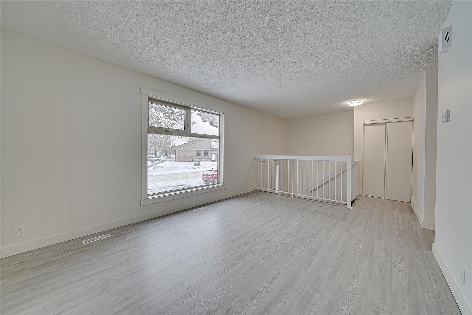 Stonebridge+Townhomes+I+1 Saskatoon 2 bedrooms Apartment for rent. Property photo: 460923-1