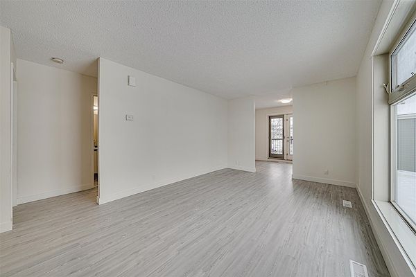 Stonebridge+Townhomes+I+2 Saskatoon 2 bedrooms Apartment for rent. Property photo: 460923-2