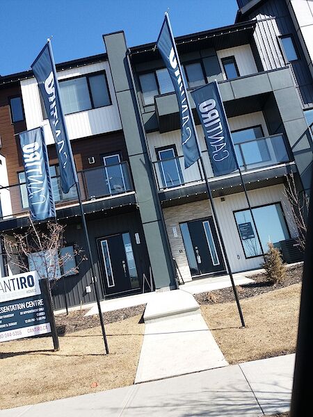 Edmonton 2 bedrooms Townhouse for rent. Property photo: 460959-2
