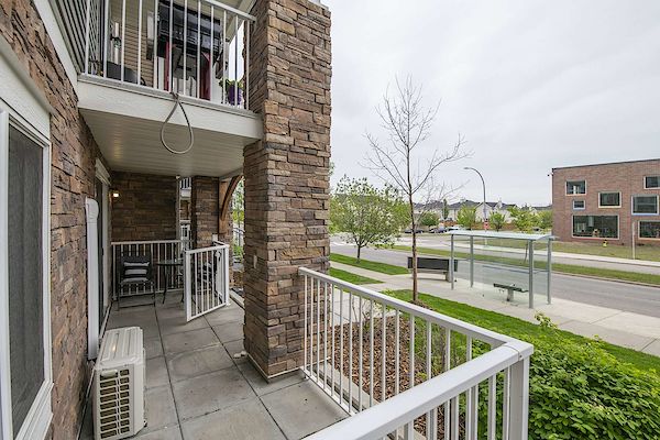 Calgary 2 bedrooms Apartment for rent. Property photo: 461089-2