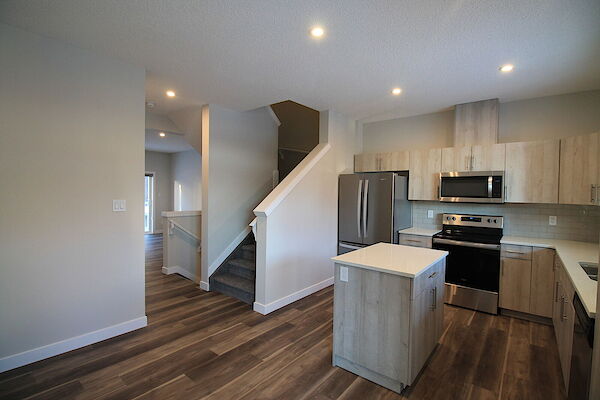 Edmonton 3 bedrooms Townhouse for rent. Property photo: 463927-2