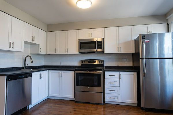 Hamilton 2 bedrooms Duplex for rent. Property photo: 464821-2