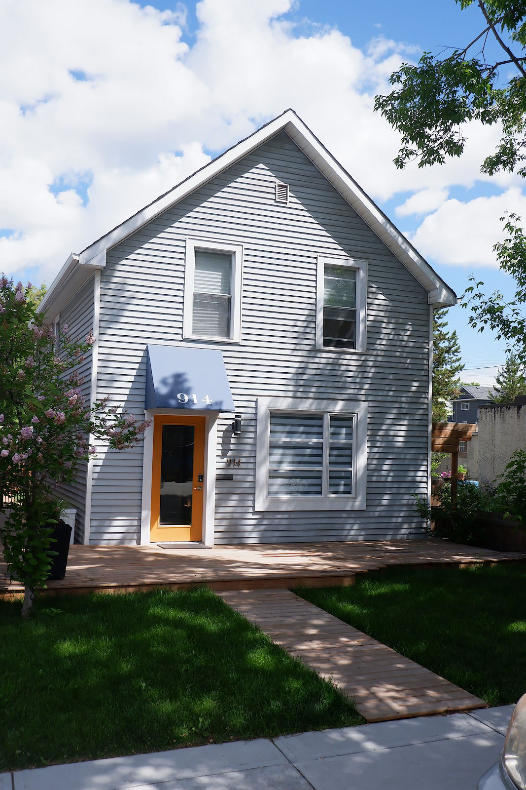 Calgary  bedrooms Office Space for rent. Property photo: 464928-1