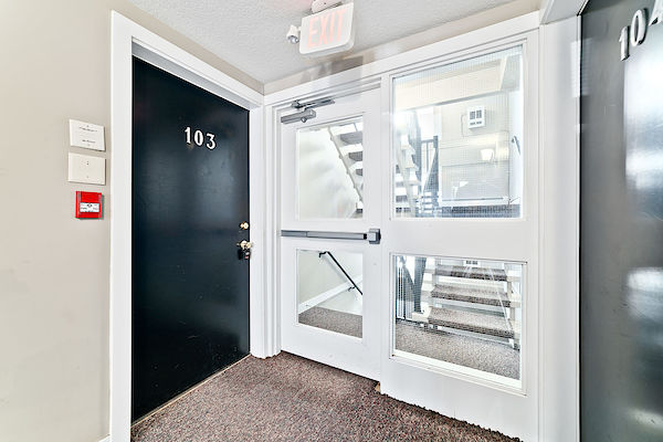 Calgary 1 bedroom Condo Unit for rent. Property photo: 466125-2