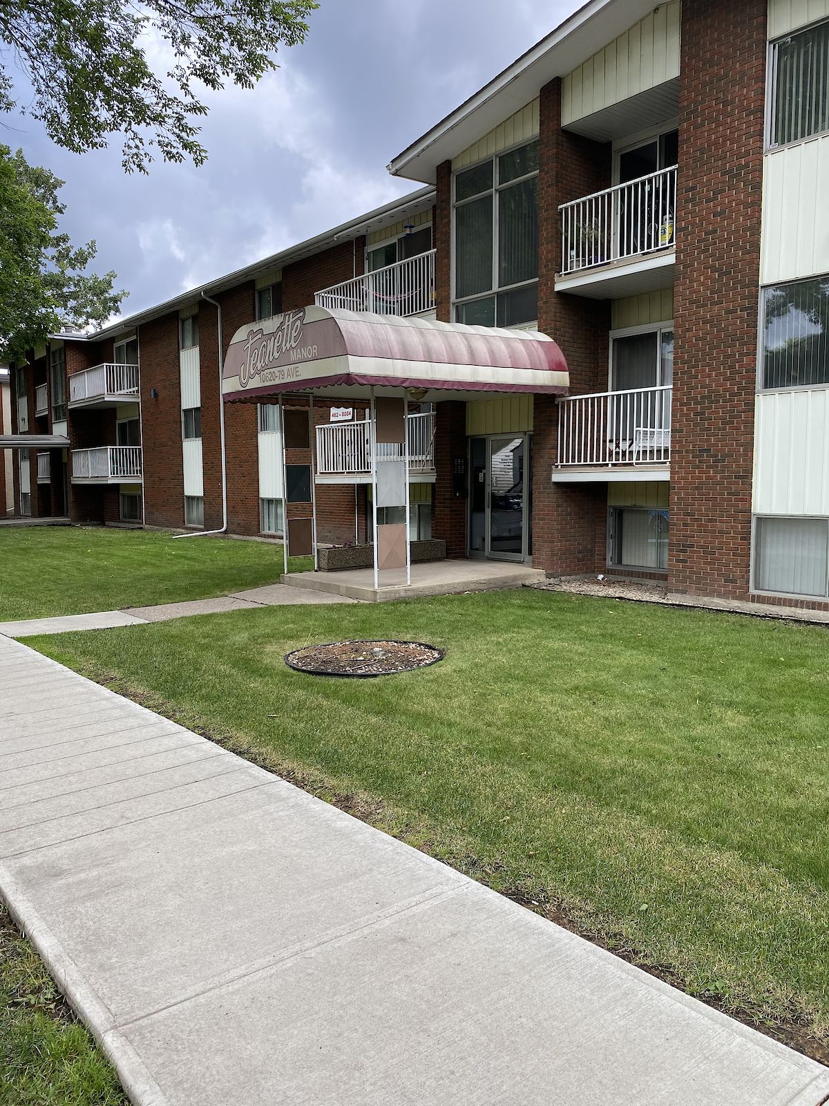 Edmonton 1 bedroom Apartment for rent. Property photo: 466361-1