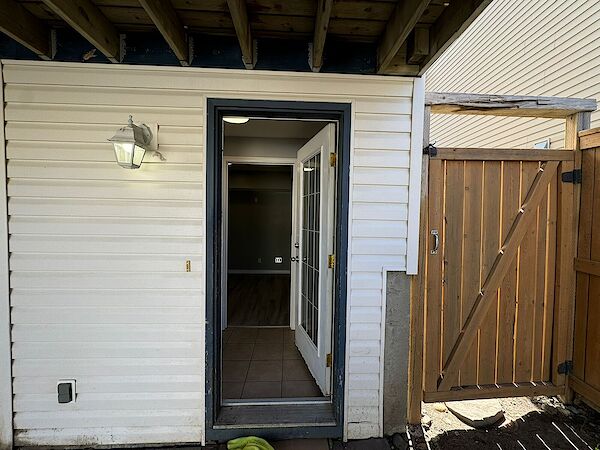 Calgary 2 bedrooms Basement for rent. Property photo: 466630-2