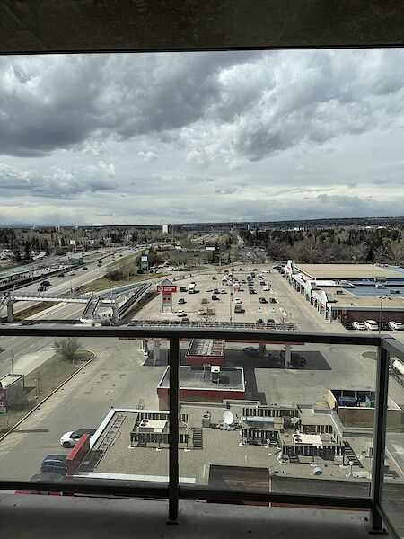 Calgary 1 bedroom Condo Unit for rent. Property photo: 469114-2