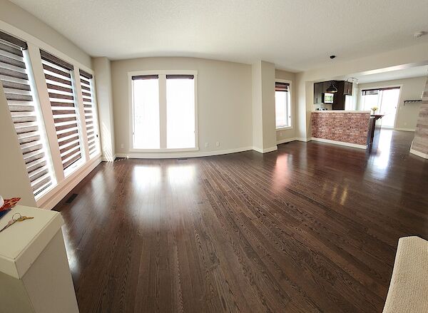 Calgary 3 + Den bedrooms Townhouse for rent. Property photo: 470965-2
