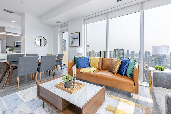 Calgary 2 bedrooms Condo Unit for rent. Property photo: 472877-2
