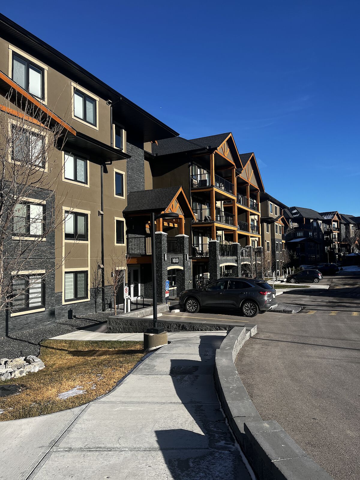 Calgary 2 bedrooms Condo Unit for rent. Property photo: 475679-1