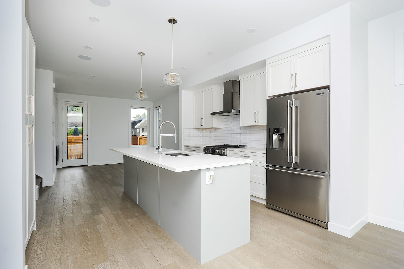 Calgary 2 bedrooms Townhouse for rent. Property photo: 478460-1