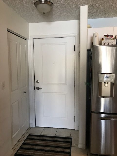 Edmonton 1 bedroom Condo Unit for rent. Property photo: 478480-1