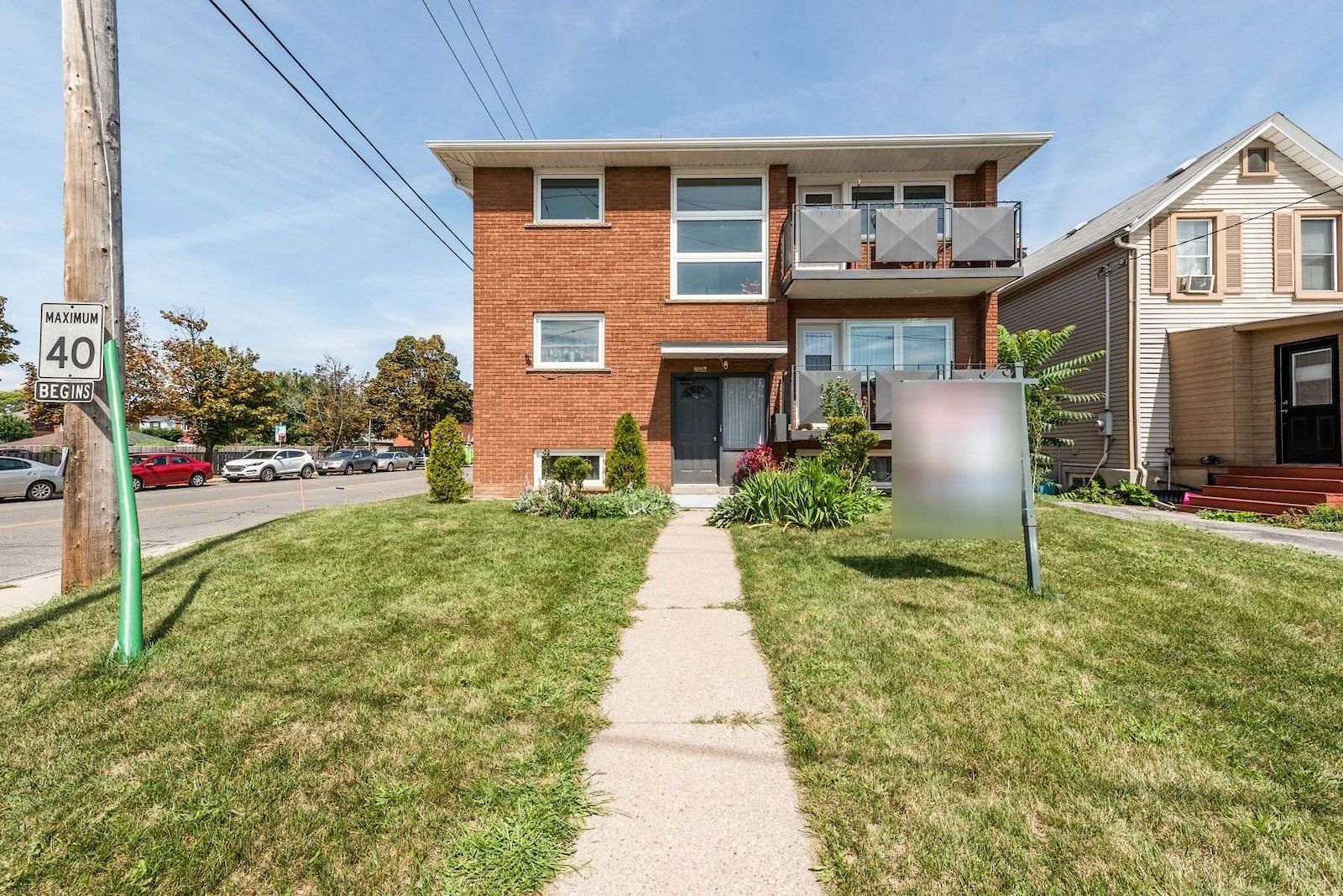 Toronto 3 bedrooms Triplex for rent. Property photo: 478827-1