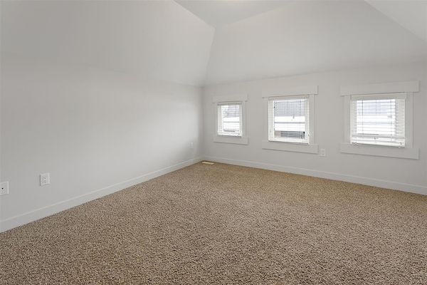 Edmonton 4 bedrooms Townhouse for rent. Property photo: 479051-2
