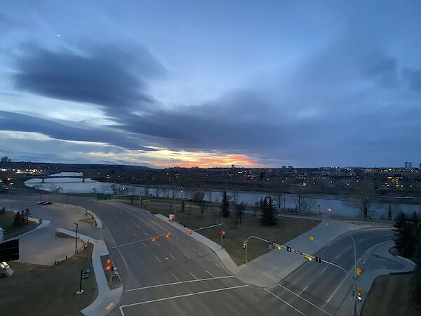 Calgary 2 bedrooms Condo Unit for rent. Property photo: 47908-2