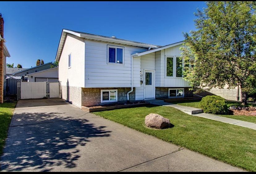 Edmonton 4 bedrooms House for rent. Property photo: 480488-1