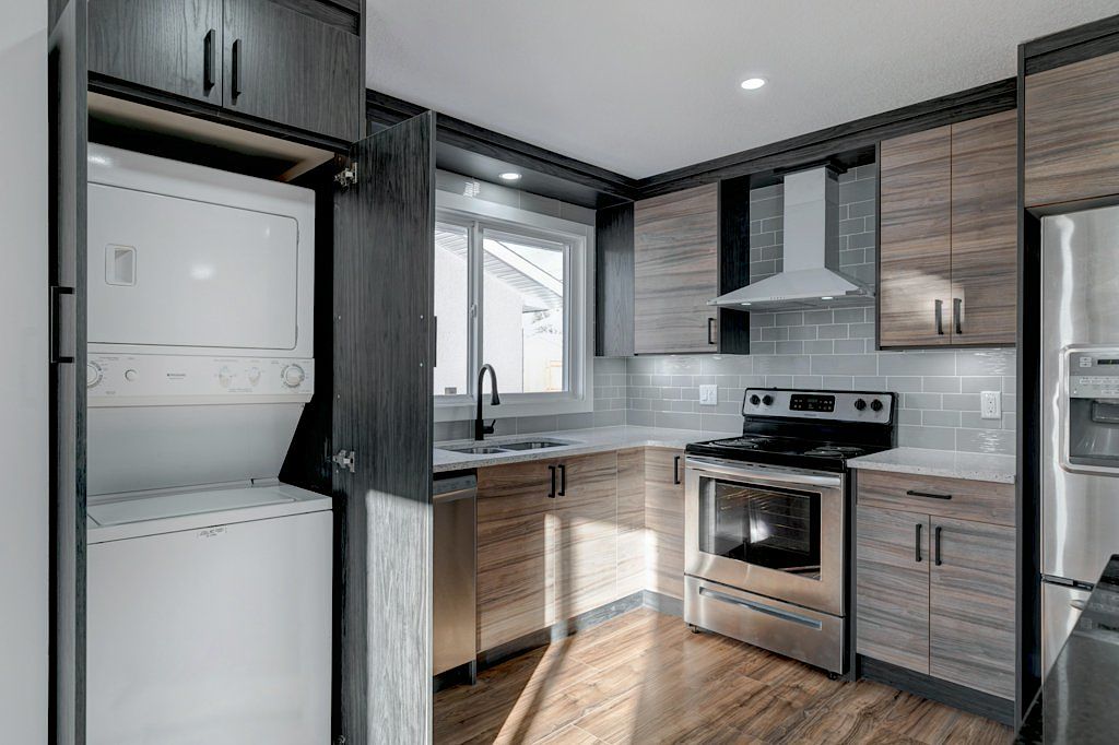Calgary 3 bedrooms Main Floor for rent. Property photo: 481495-1