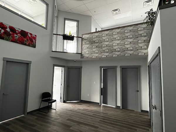 Calgary bedrooms Office Space for rent. Property photo: 482361-2