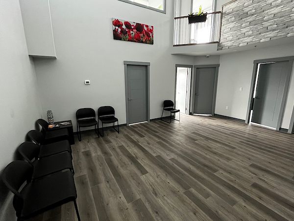 Calgary bedrooms Office Space for rent. Property photo: 482361-3