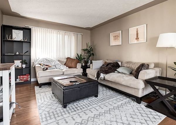 Calgary 3 bedrooms Main Floor for rent. Property photo: 482687-3